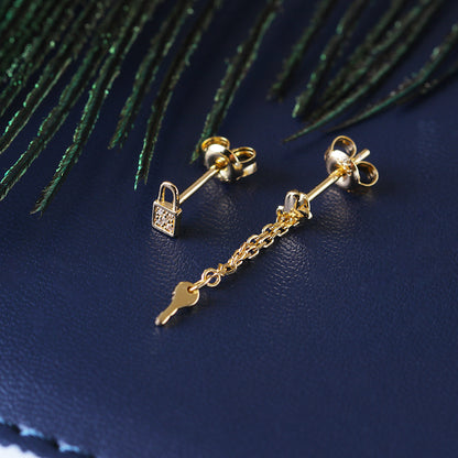 Lock asymmetric earrings