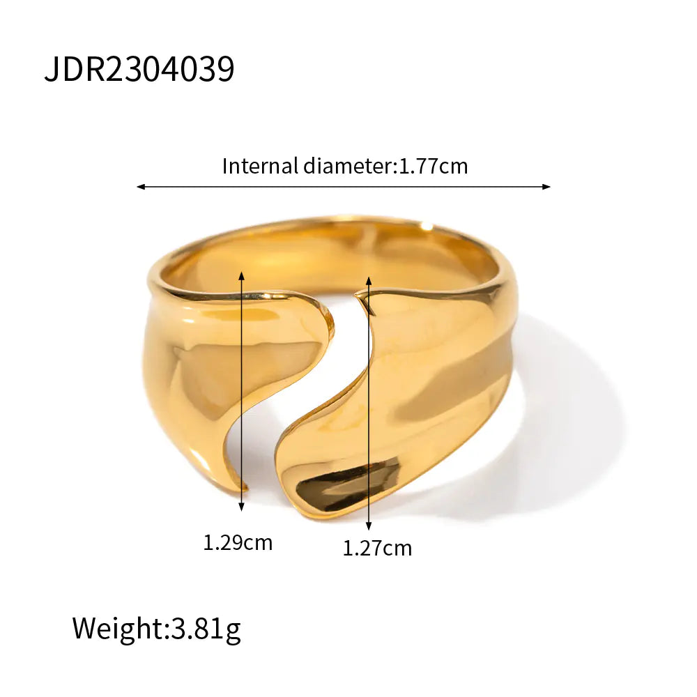Abagail Gold Ring