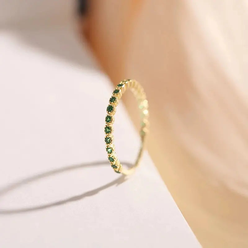 14K Gold Ring with Single Row of Diamond Plating