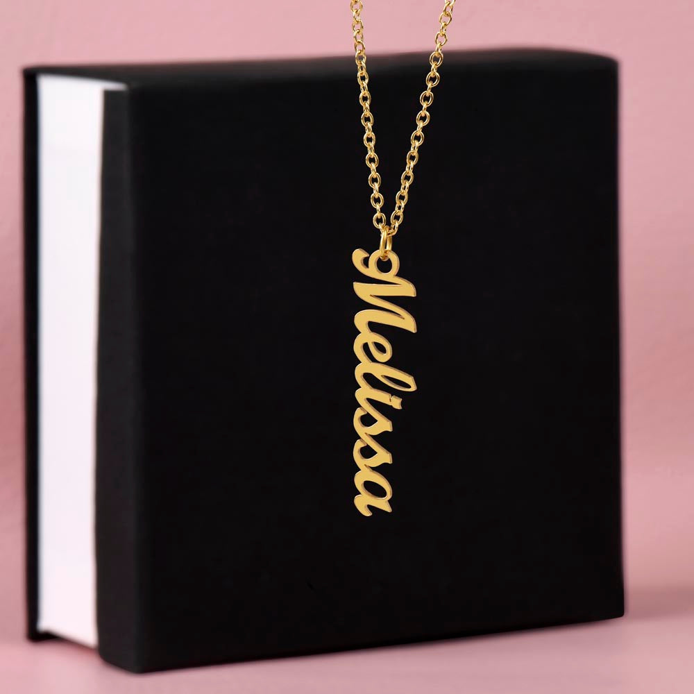 Linda Horizontal Name Necklace