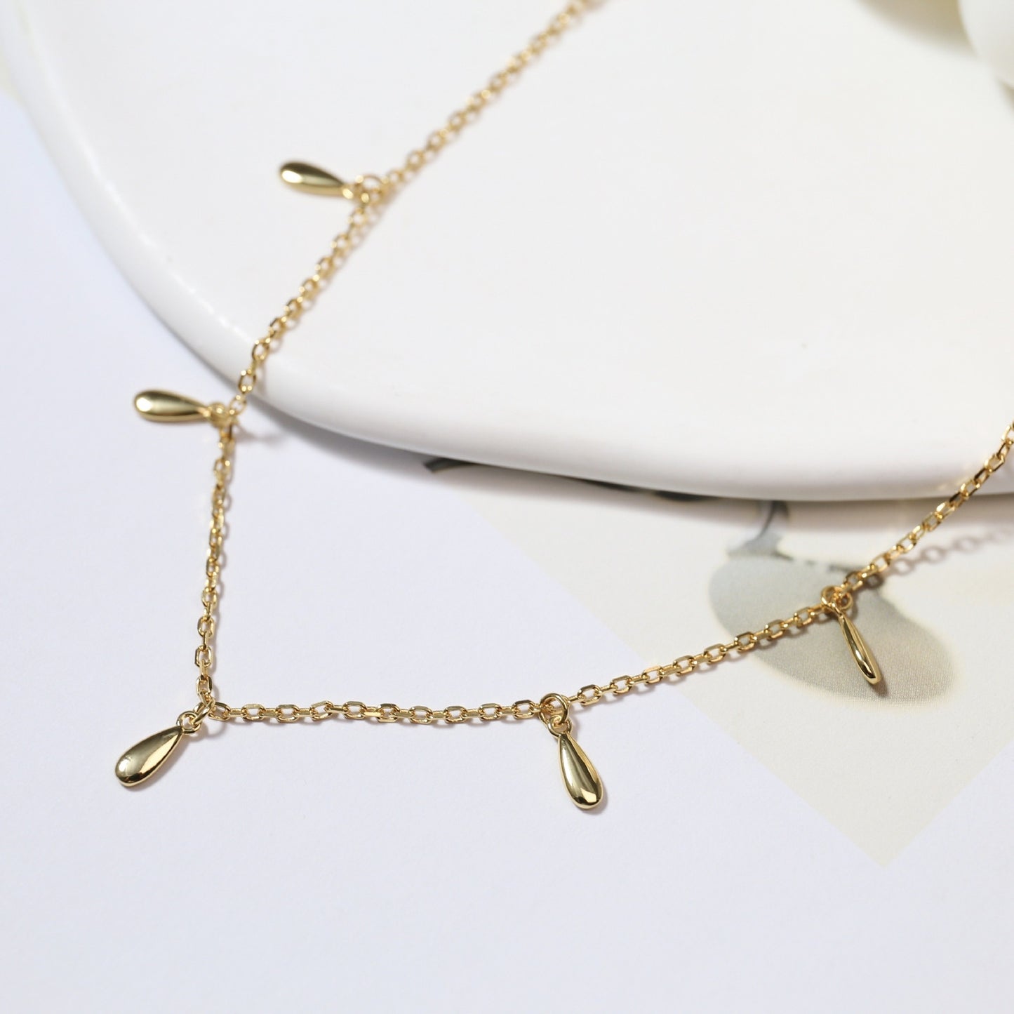 Dew Drop Necklace