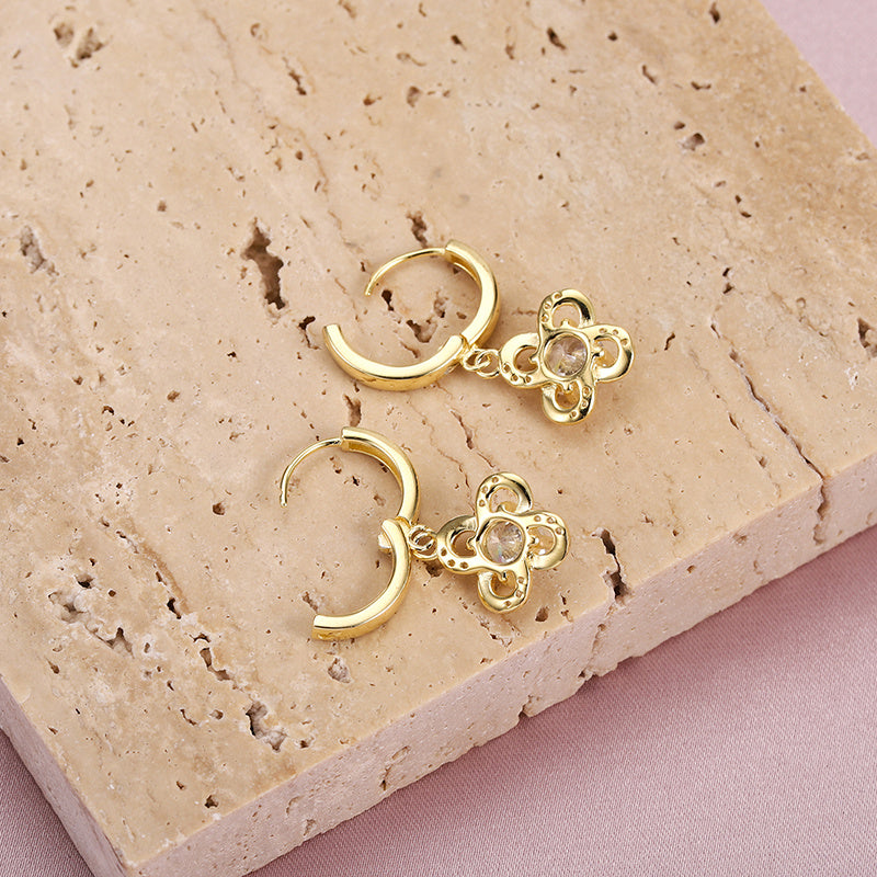 Flor Dangle Huggie Earrings